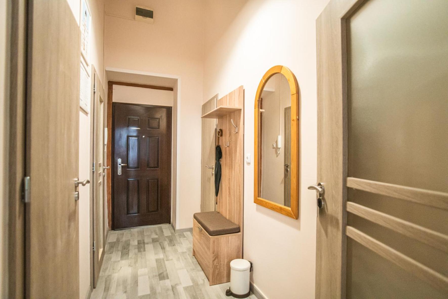 Spacious Apartment In Central Kecskemét Exterior foto