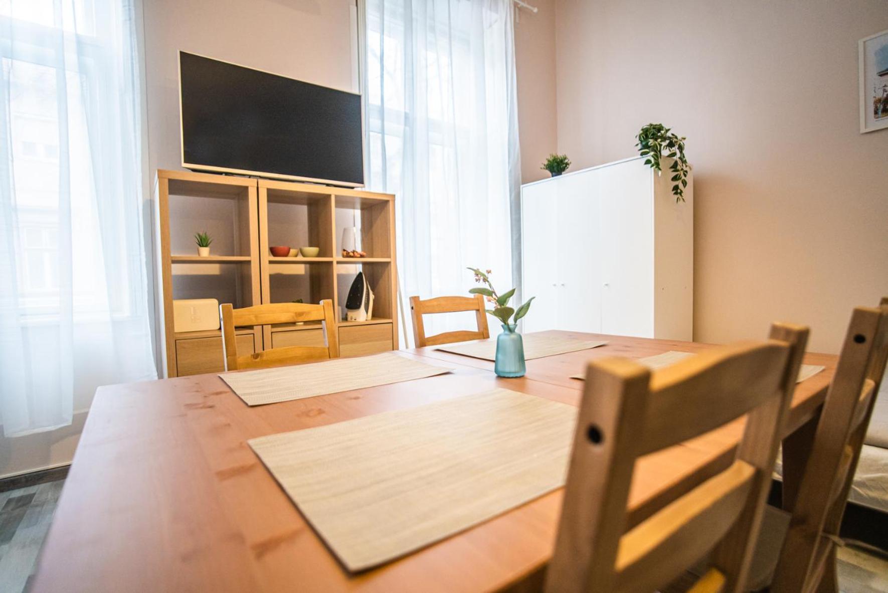 Spacious Apartment In Central Kecskemét Exterior foto
